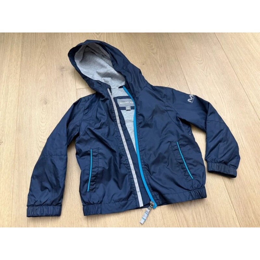 Michael kors 4T light jacket boys